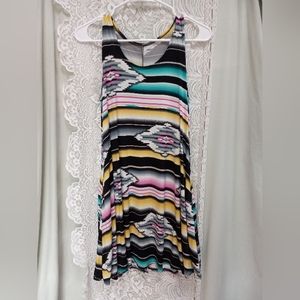 Super soft Aztec print serape style sleeveless top (t-229)